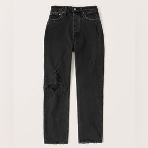 Abercrombie women’s curve love high-rise, Dad Jean! Size 6 (28•Long)